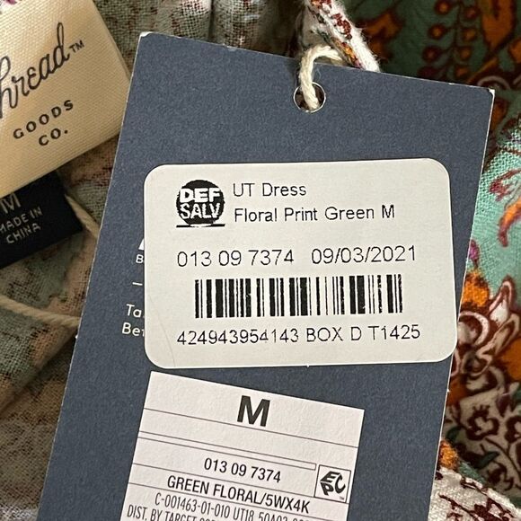 NWT Universal Thread Green Floral Linen Blend
Floral Flutter Sleeveless Dress - Picture 6 of 6